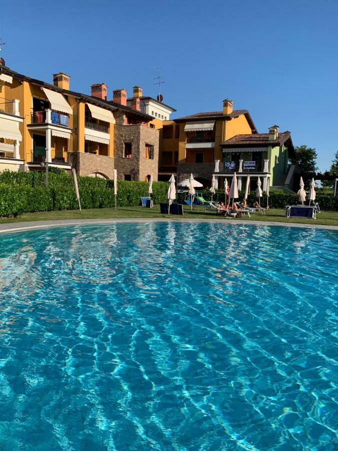 Appartamento Essenza Сірміоне Екстер'єр фото